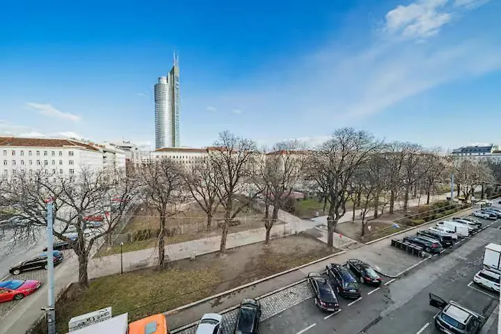 Danube Studio Living Vienna 0*,  Austria